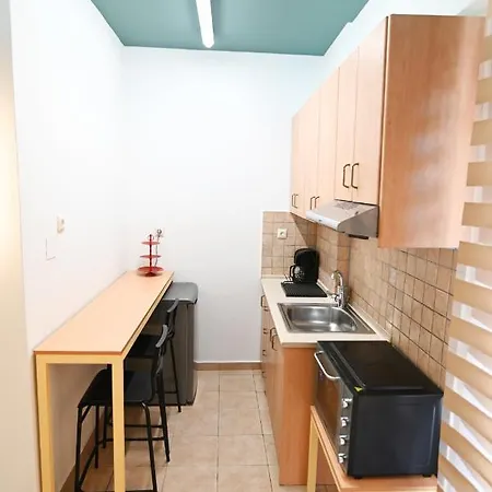 The Whole Packet C3 Center With Parking Apartment Larissa