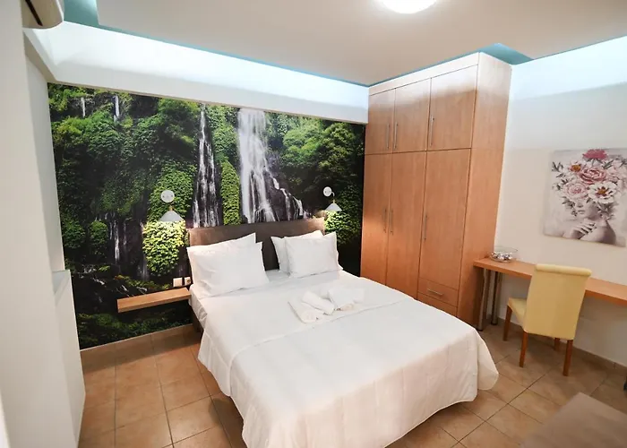 The Whole Packet C3 Center With Parking Larissa