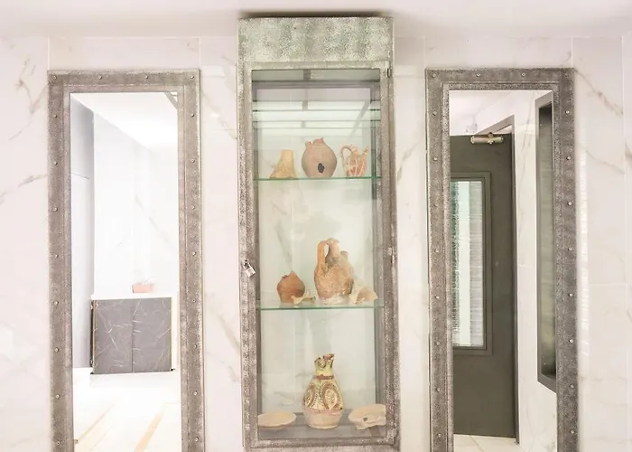 The Whole Packet C3 Center With Parking